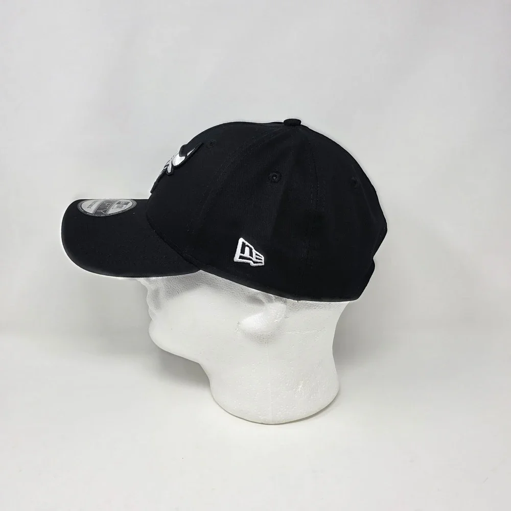 New Era Chicago Bulls Nba 9Forty Snapback Hat Cap Black/White‎ Embroidered Logo